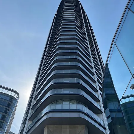 아파트 Eurovea Tower 21p Amazing View