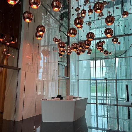 Apartment Eurovea Tower 21p Amazing View Bratislava